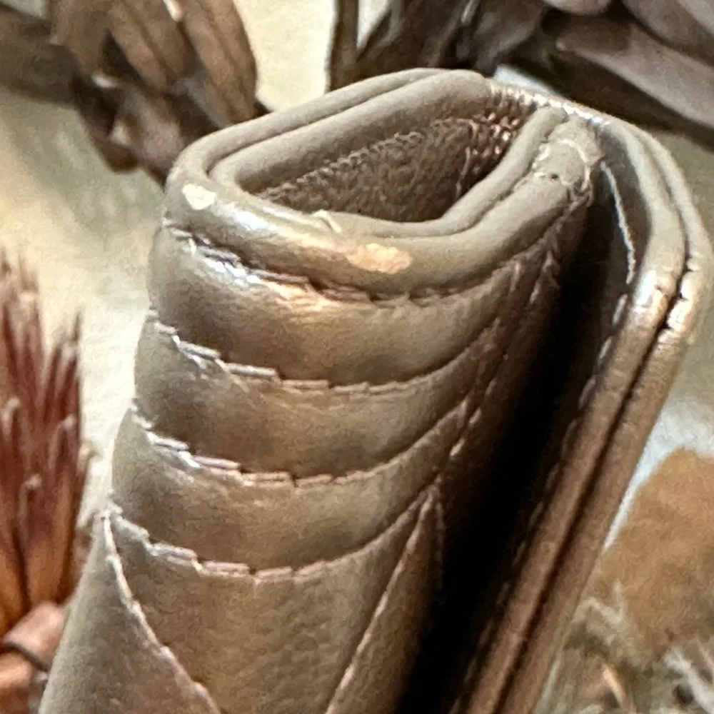 Authentic CHANEL Caviar Quilted Boy Flap Card holder Taupe Lambskin - Picture 8 of 9